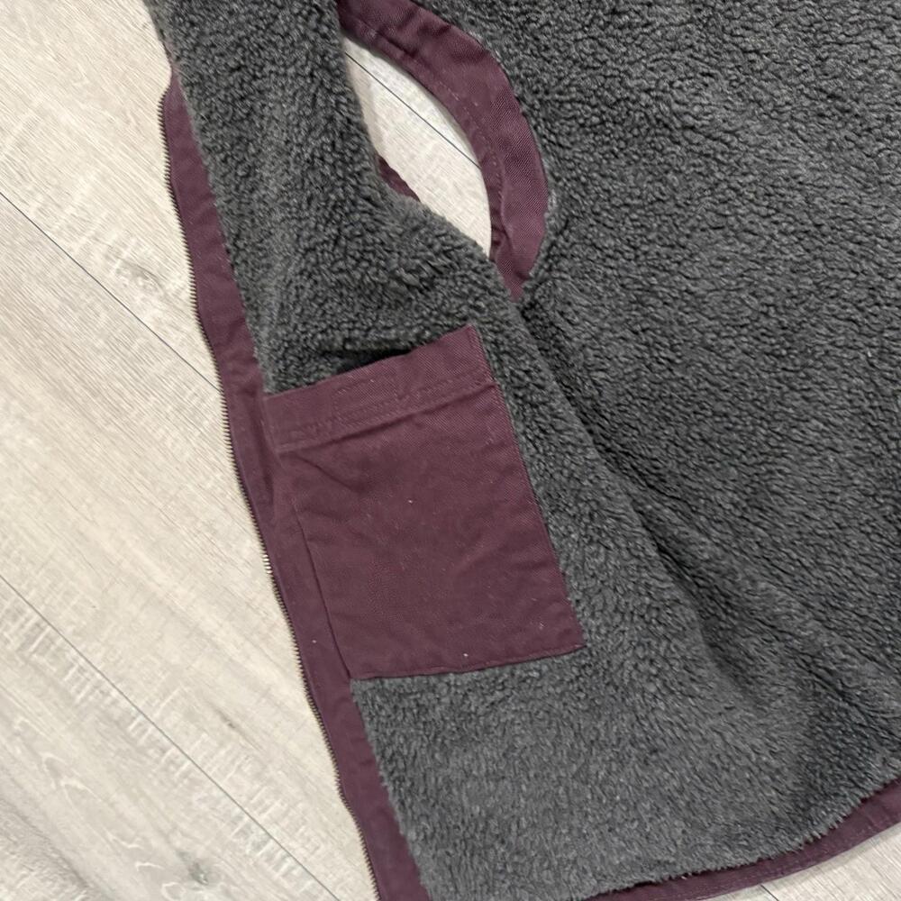 Carhartt Duck Canvas Burgundy Sherpa Lined Vest Womens Size XL  16-18 OV4277-W - Picture 8 of 10